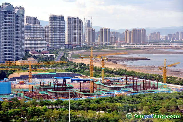 建筑領(lǐng)域是我國(guó)能源消耗的三大領(lǐng)域之一，也是重要的碳排放源。攝影/章軻